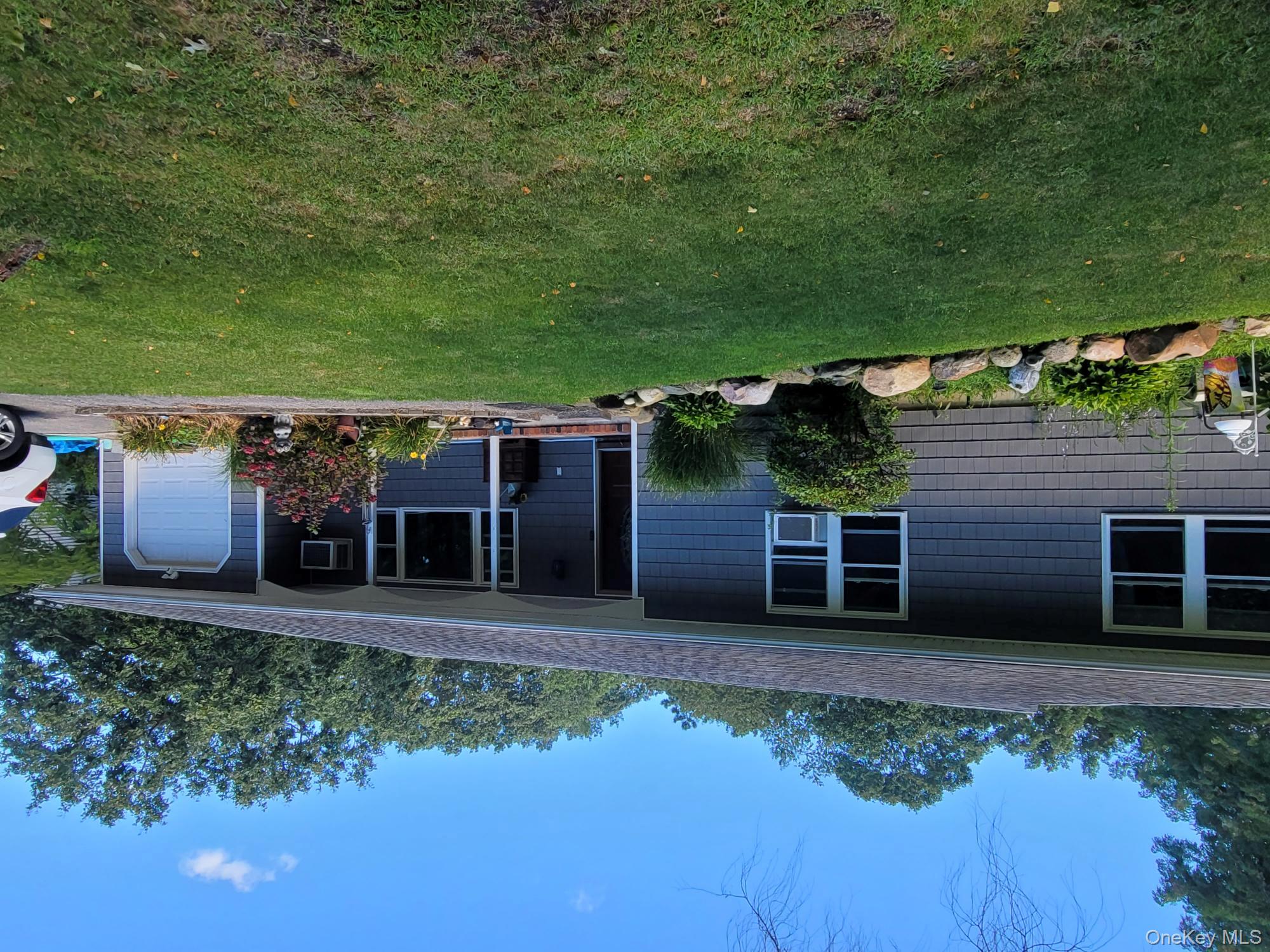 302 Bridgeport Avenue, Medford, NY 11763