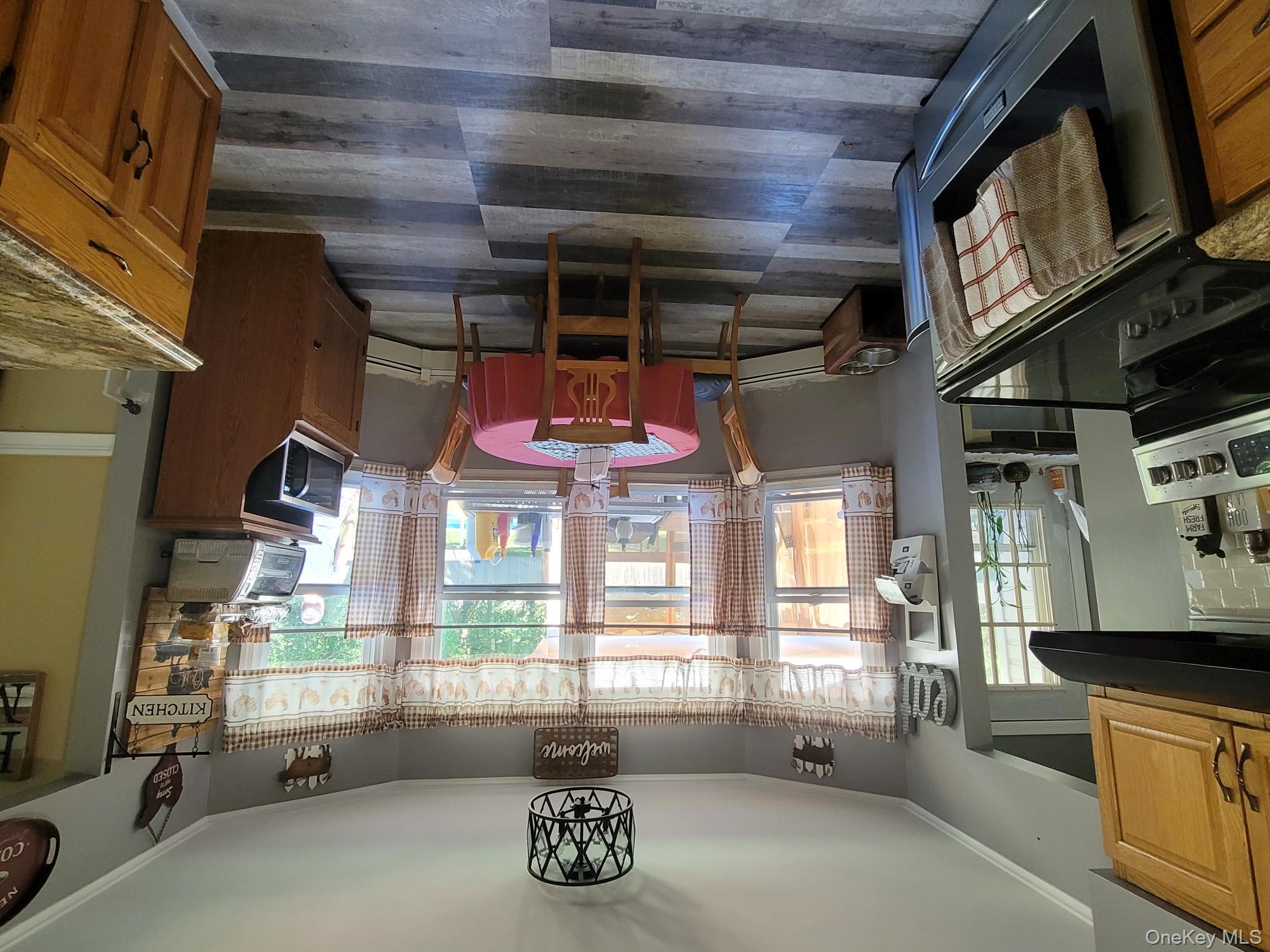 302 Bridgeport Avenue, Medford, NY 11763