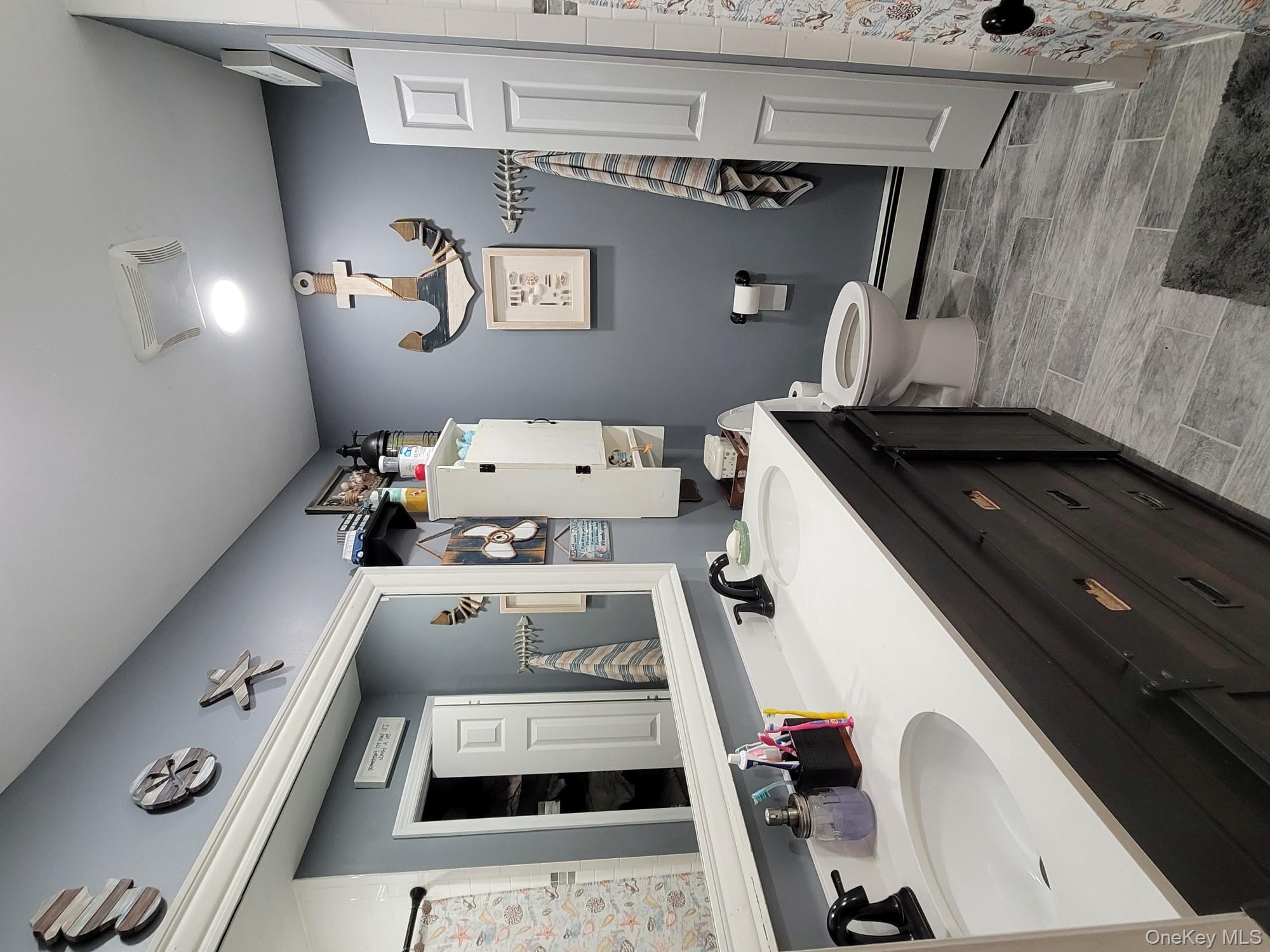 302 Bridgeport Avenue, Medford, NY 11763