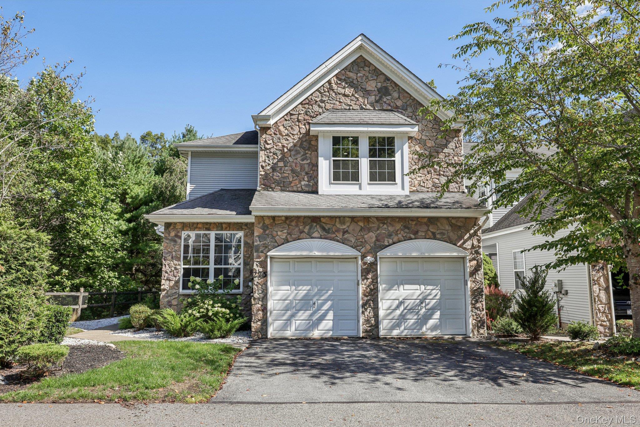 276 Woodlands Drive, Tuxedo Park, NY 10987