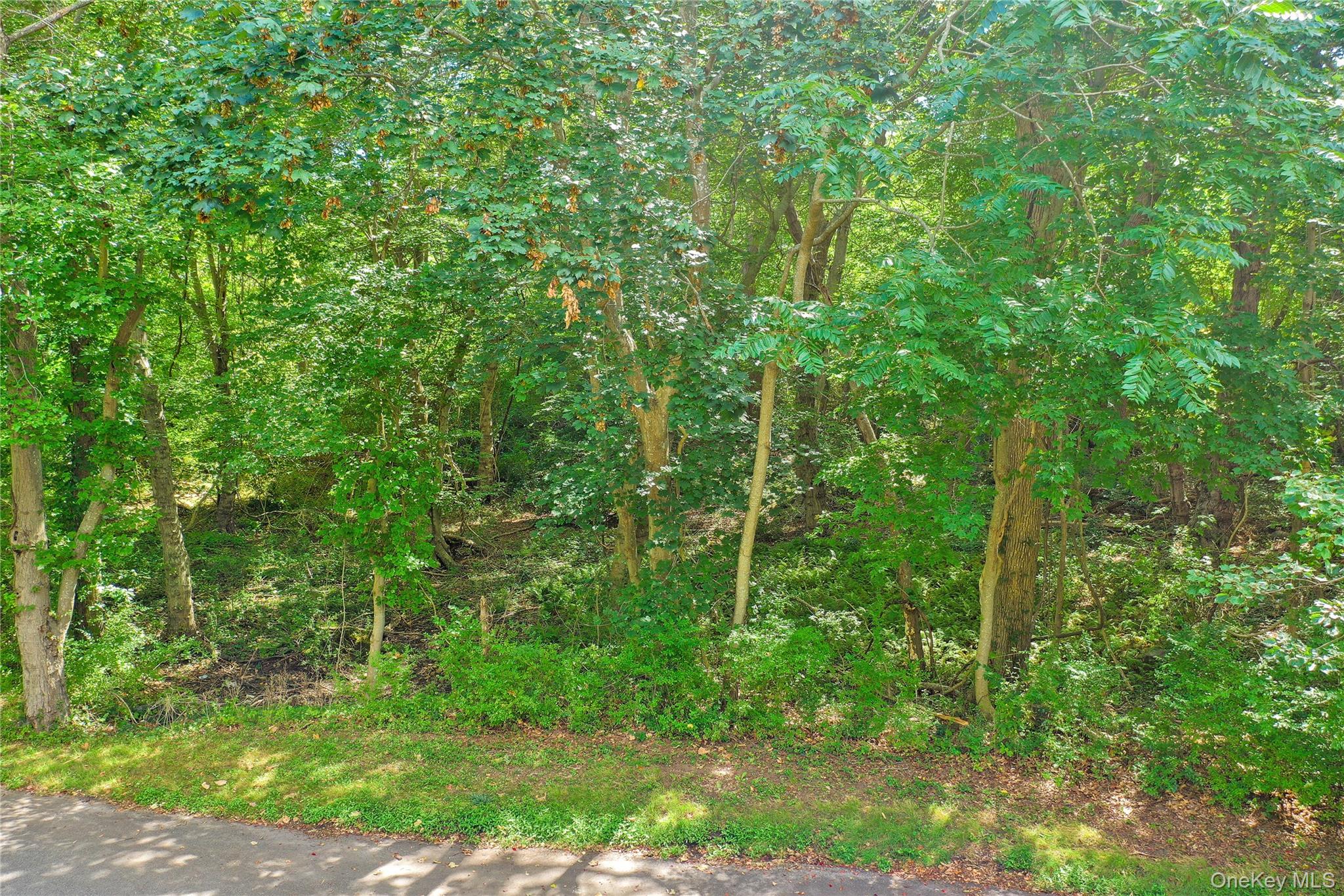 110 Homestead Way, Greenport, NY 11944