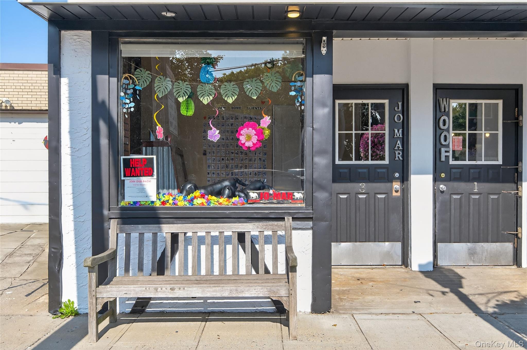 1 Covert Avenue, Floral Park, NY 11001