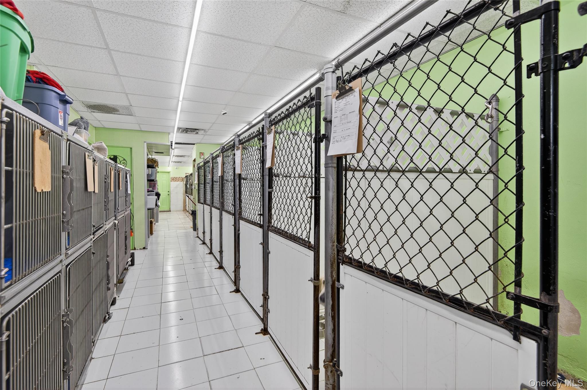 1 Covert Avenue, Floral Park, NY 11001