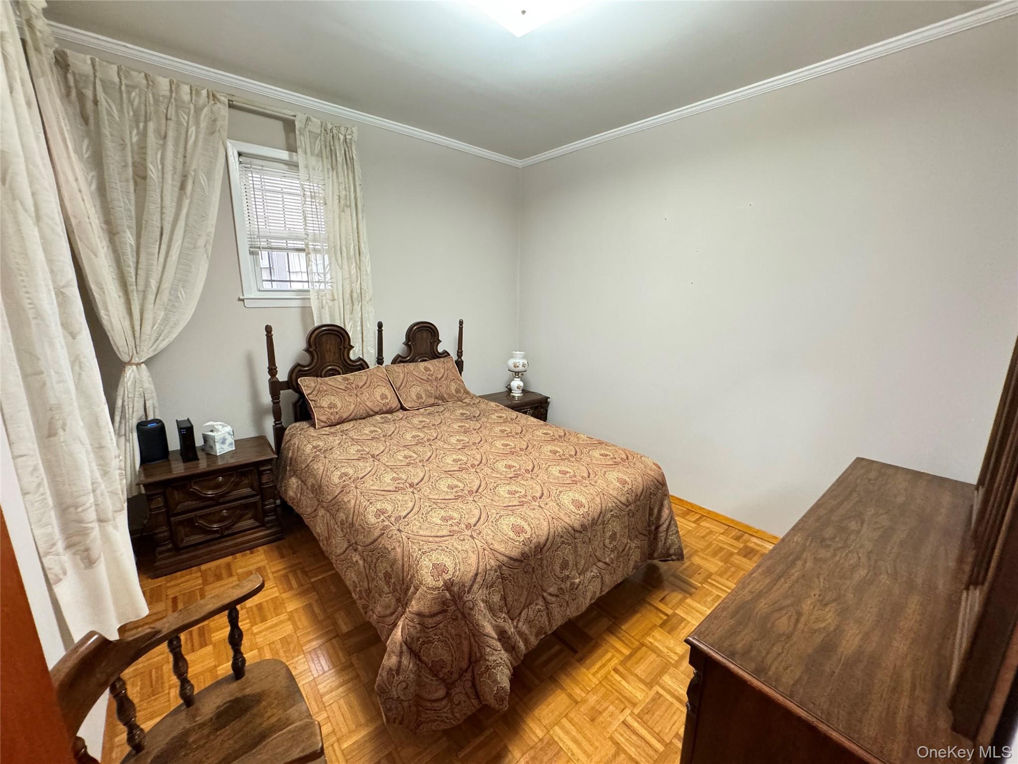 2590 37th Street, Astoria, NY 11103