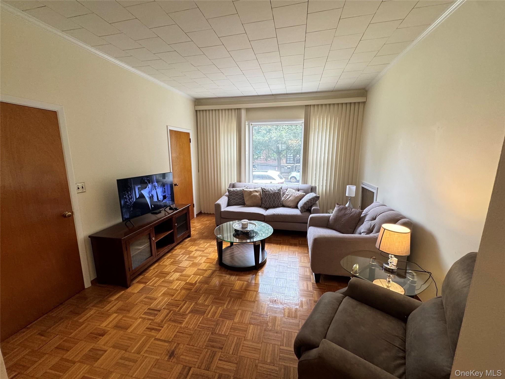 2590 37th Street, Astoria, NY 11103