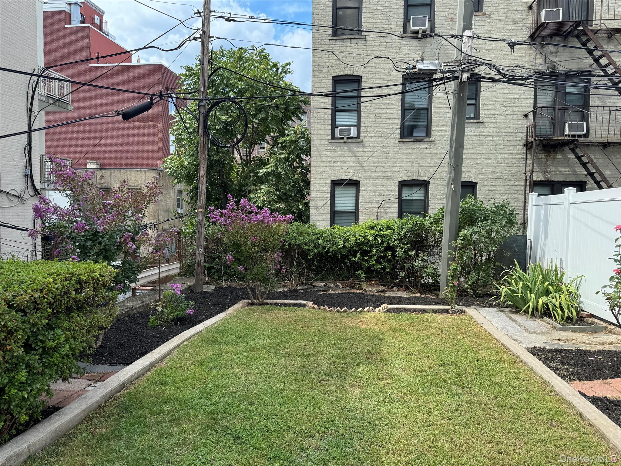 2590 37th Street, Astoria, NY 11103