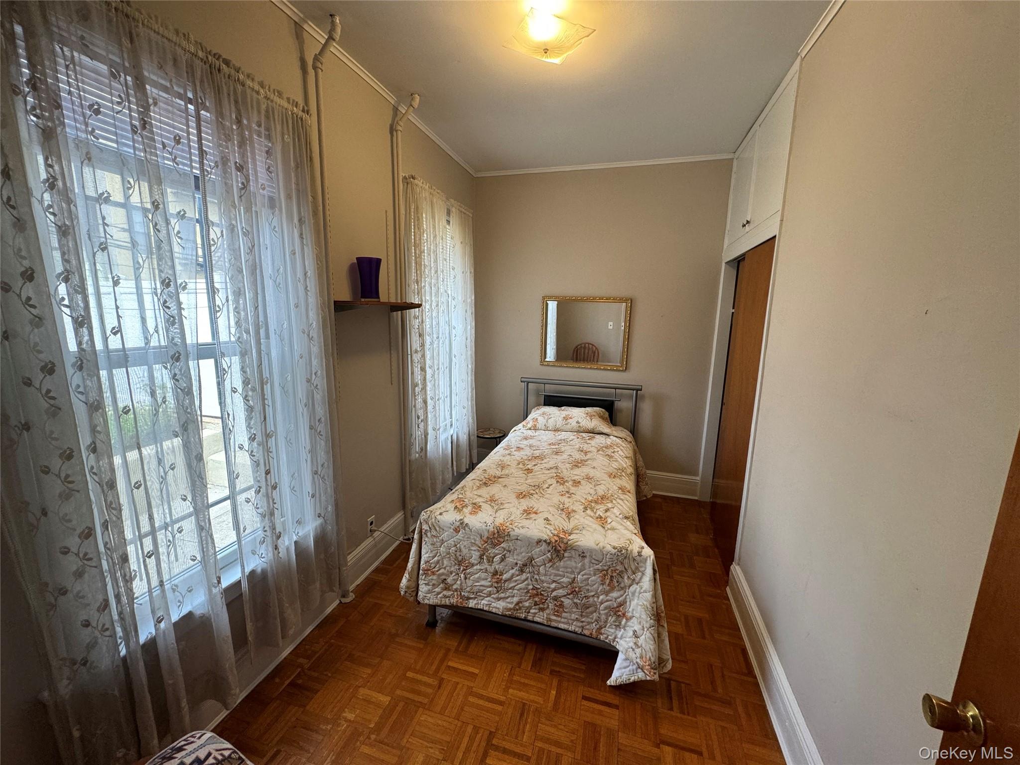 2590 37th Street, Astoria, NY 11103