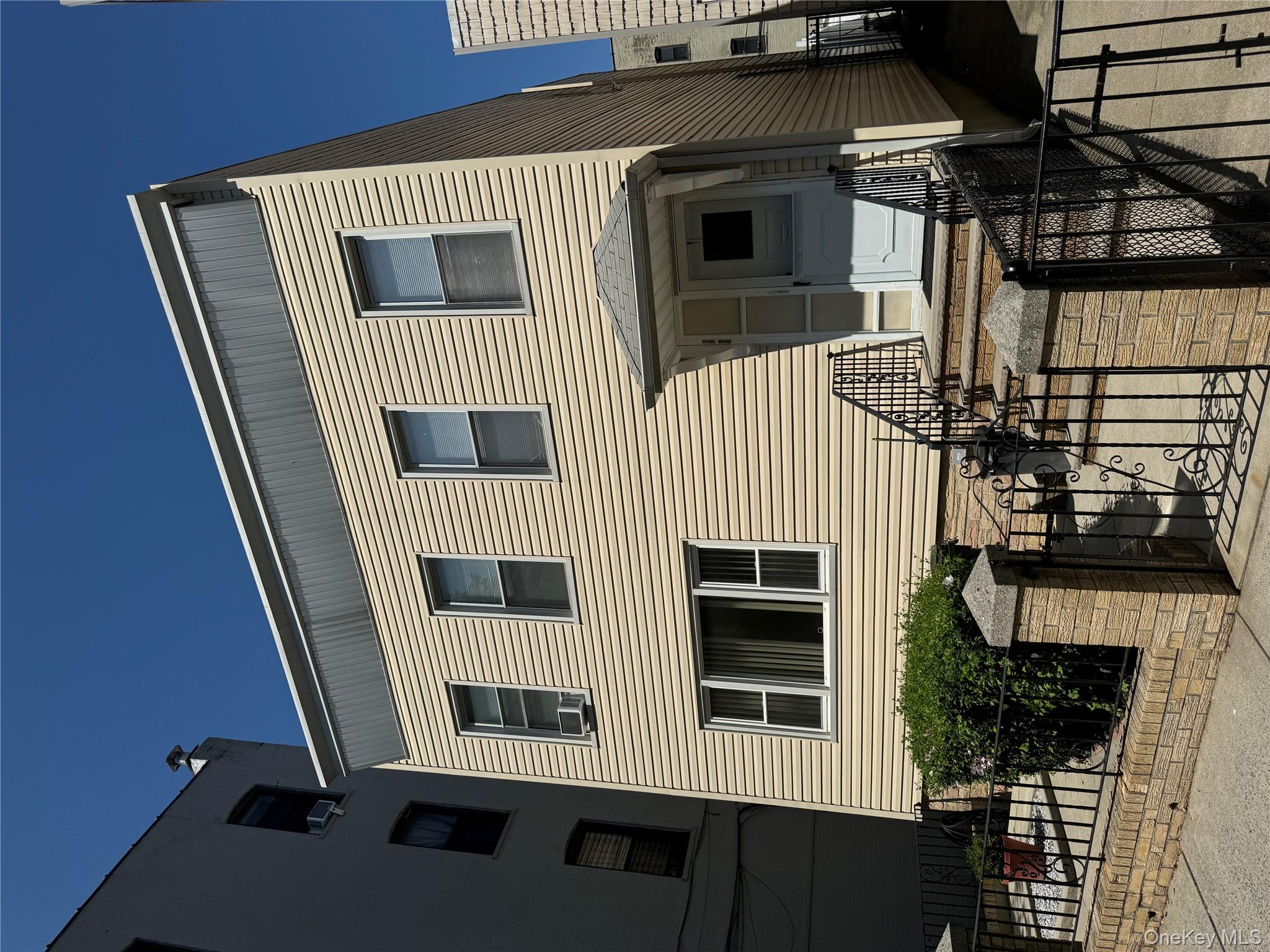 2590 37th Street, Astoria, NY 11103