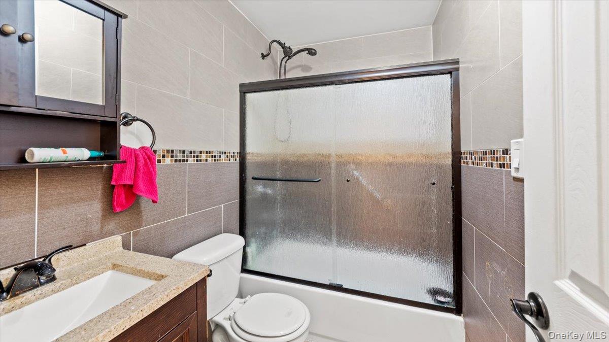 1266 Findlay Avenue, Bronx, NY 10456