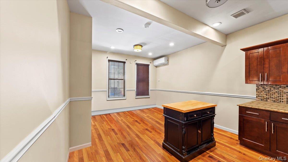 1266 Findlay Avenue, Bronx, NY 10456