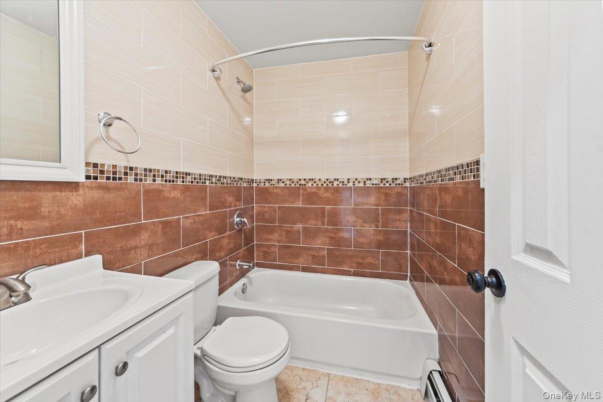 1266 Findlay Avenue, Bronx, NY 10456