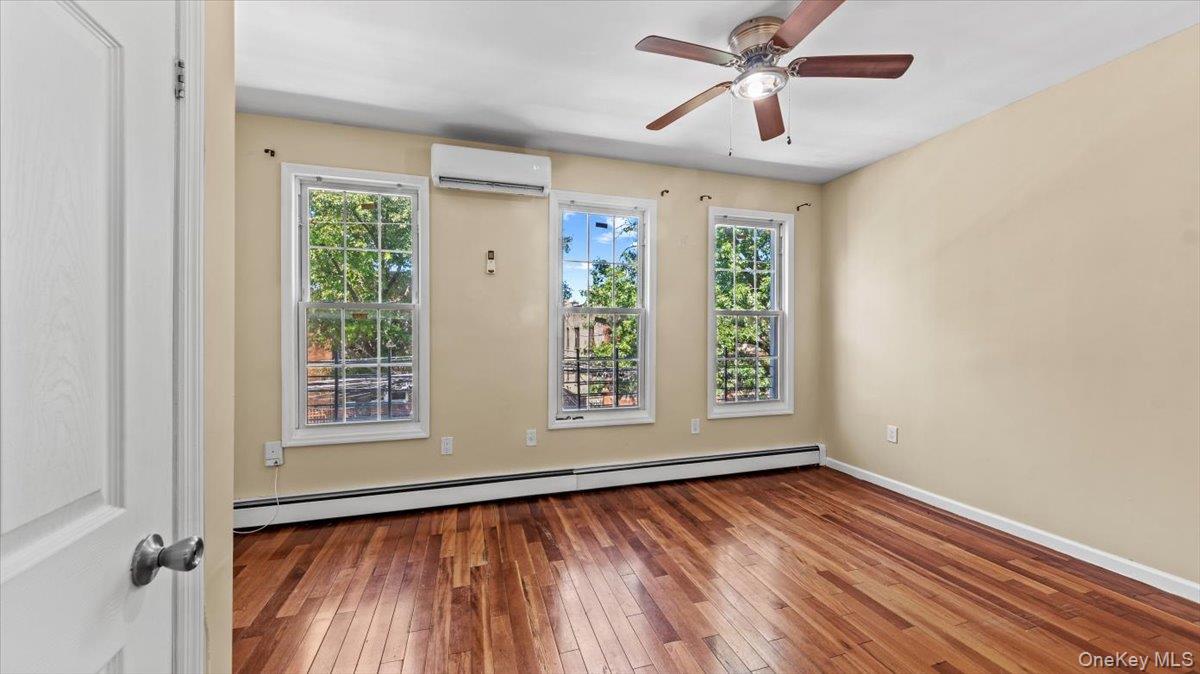 1266 Findlay Avenue, Bronx, NY 10456