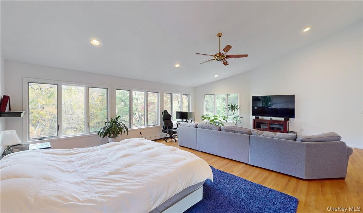 96 Old Pascack Road, Pearl River, NY 10965