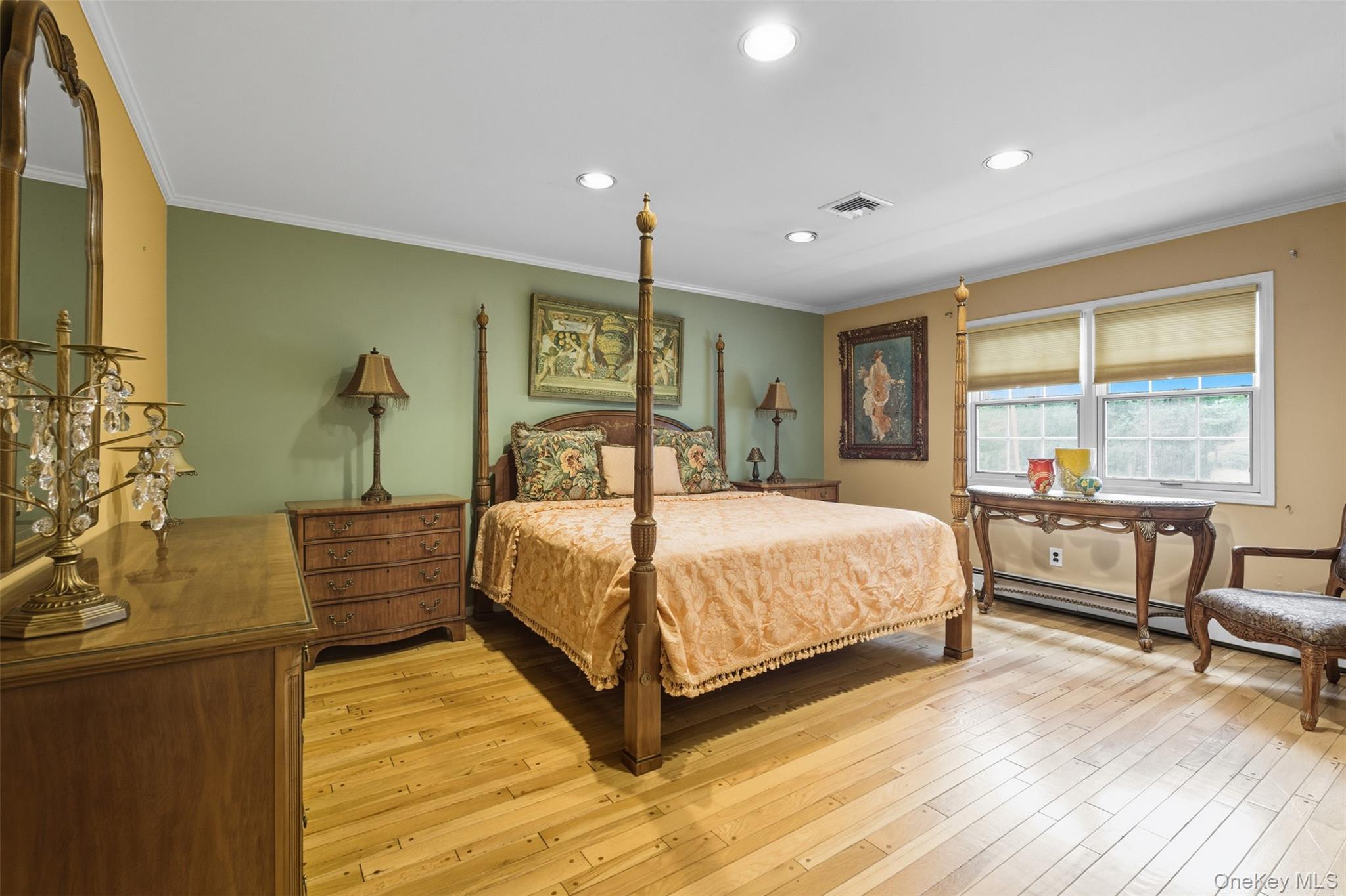 19 Stonehedge Drive, West Nyack, NY 10994