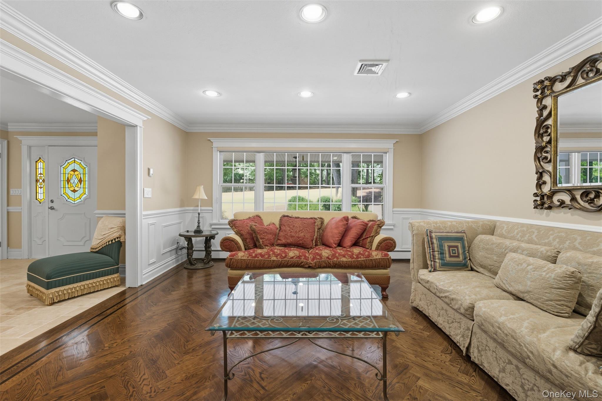 19 Stonehedge Drive, West Nyack, NY 10994