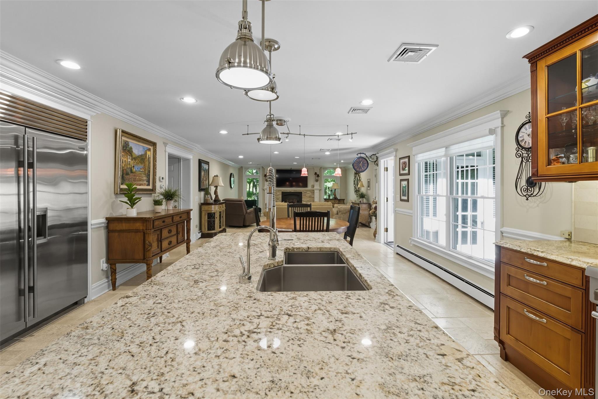 19 Stonehedge Drive, West Nyack, NY 10994