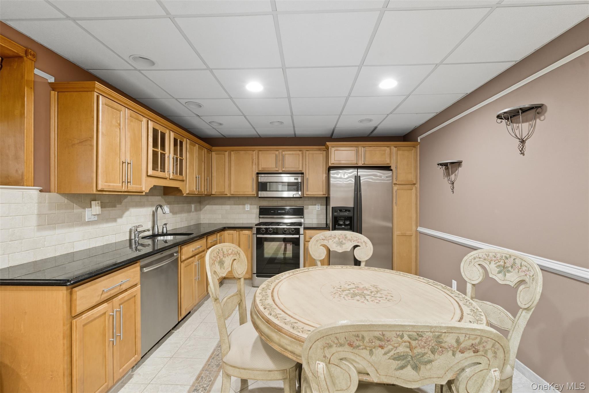 19 Stonehedge Drive, West Nyack, NY 10994