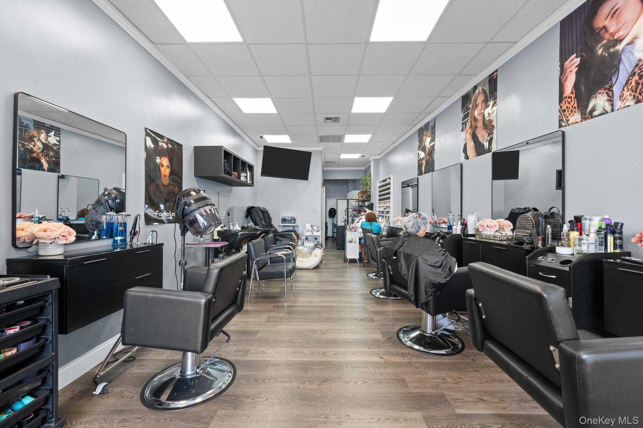 380 Franklin Avenue, Franklin Square, NY 11010