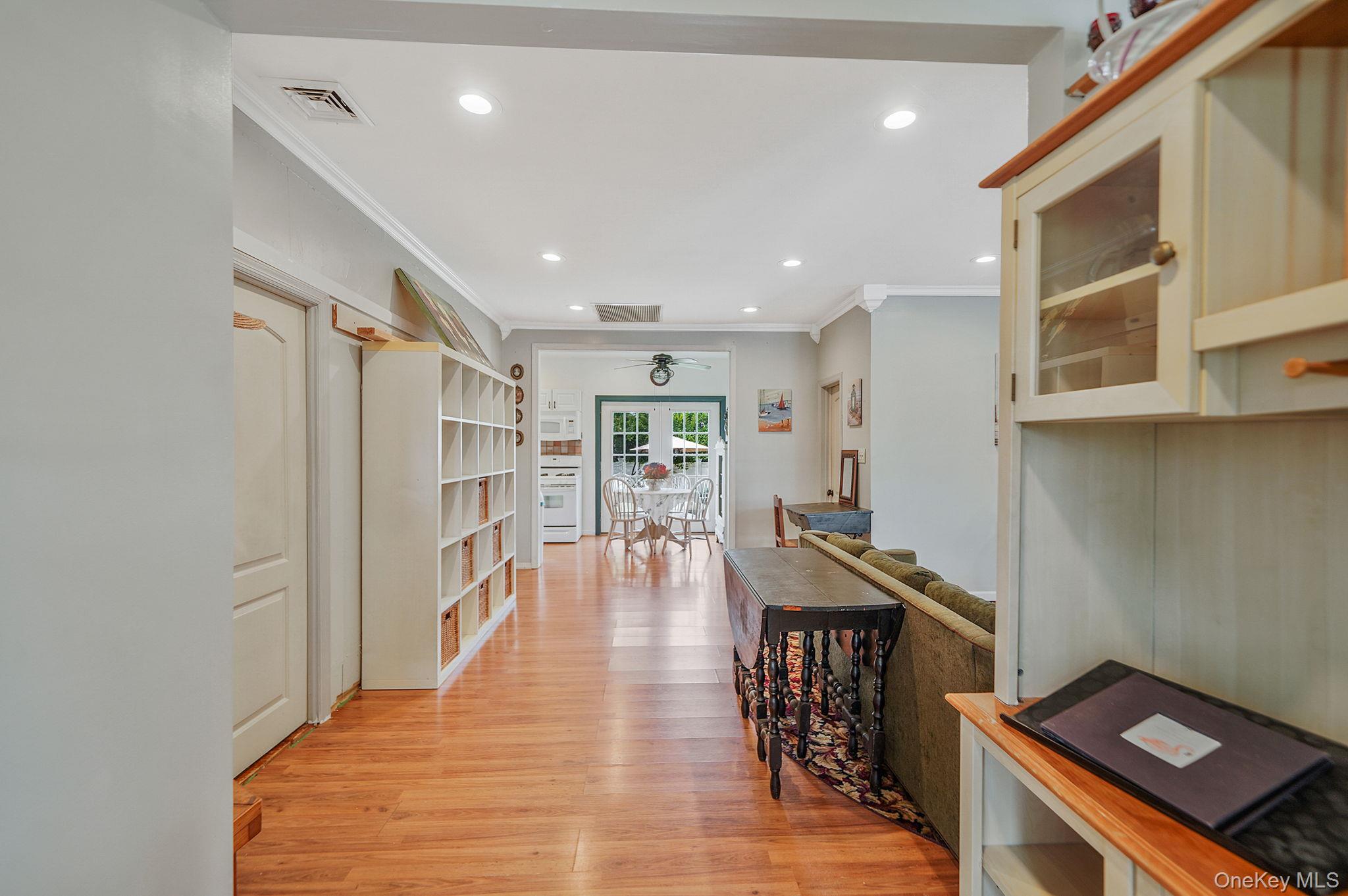 25 Patchogue Street, Patchogue, NY 11772