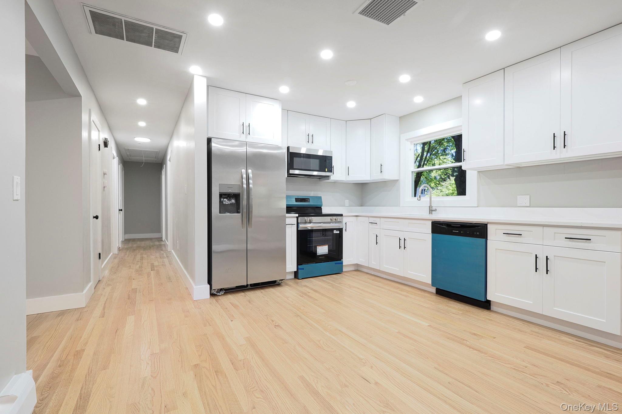 24 Miron Drive, Poughkeepsie, NY 12603