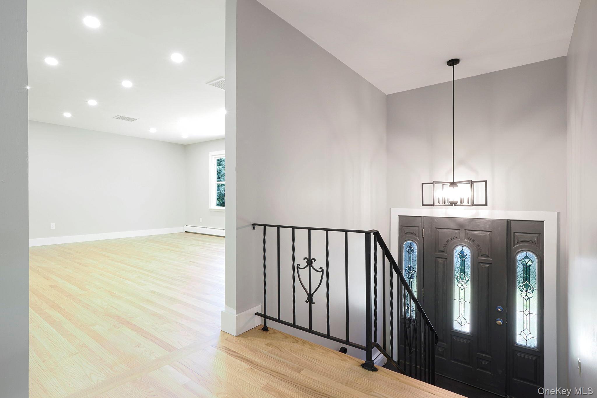 24 Miron Drive, Poughkeepsie, NY 12603