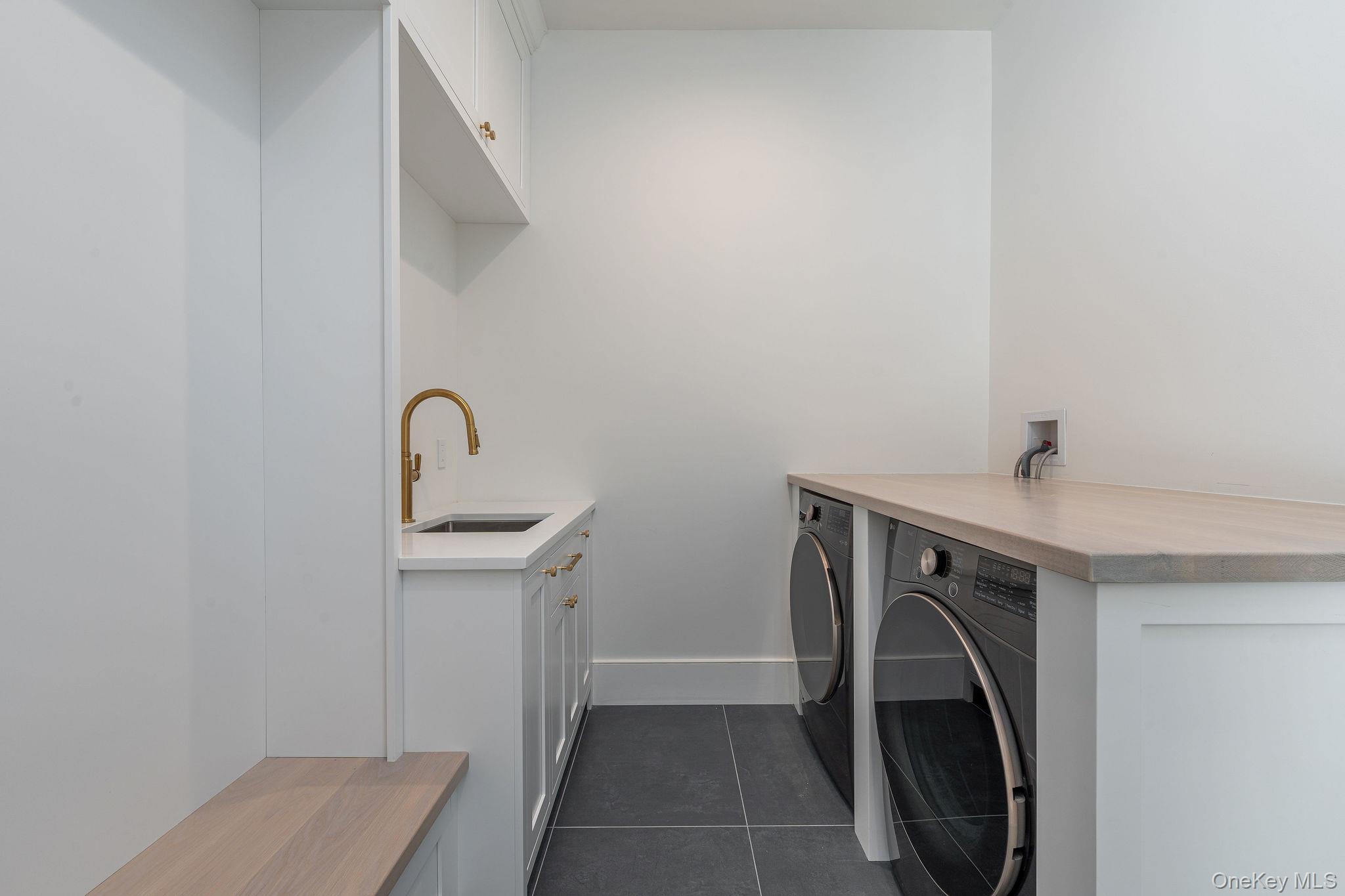 1955 Laurel Avenue, Southold, NY 11971