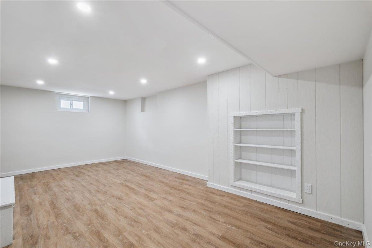 13 Cauldwell Street, Eastchester, NY 10709