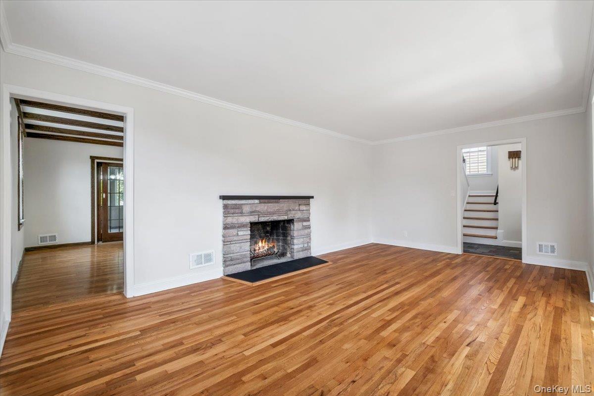 13 Cauldwell Street, Eastchester, NY 10709