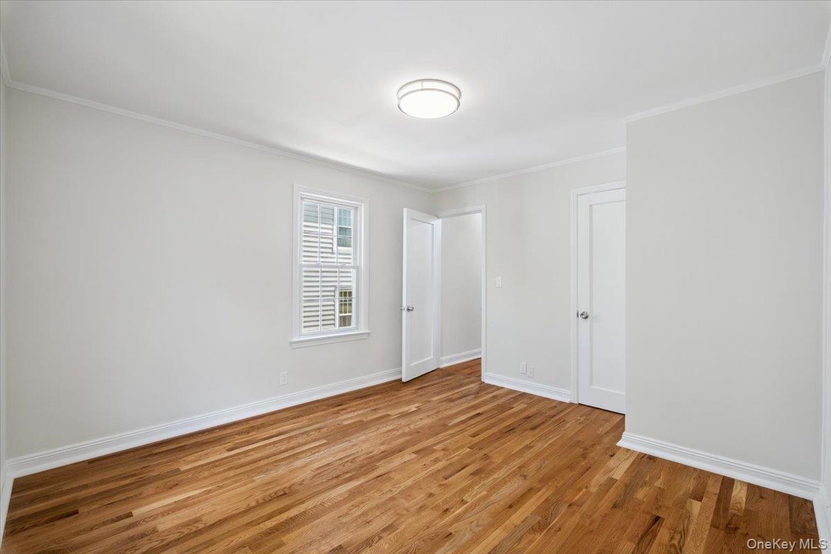 13 Cauldwell Street, Eastchester, NY 10709