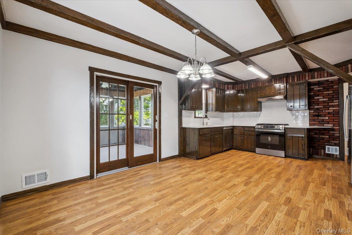 13 Cauldwell Street, Eastchester, NY 10709