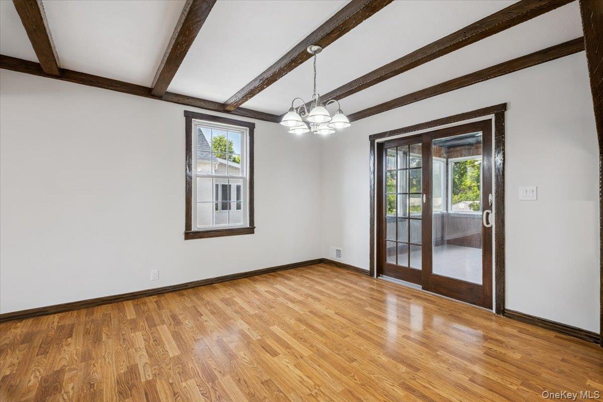 13 Cauldwell Street, Eastchester, NY 10709