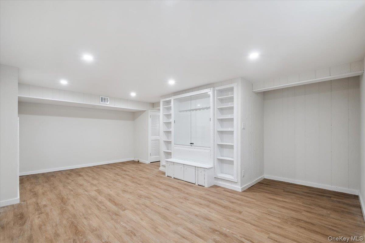 13 Cauldwell Street, Eastchester, NY 10709