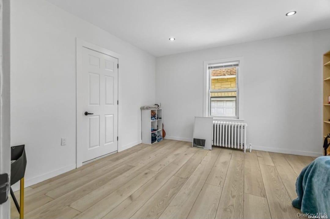 6 Covert Avenue, Garden City, NY 11530