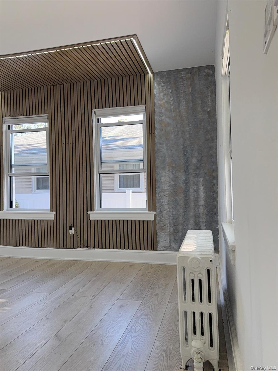 6 Covert Avenue, Garden City, NY 11530