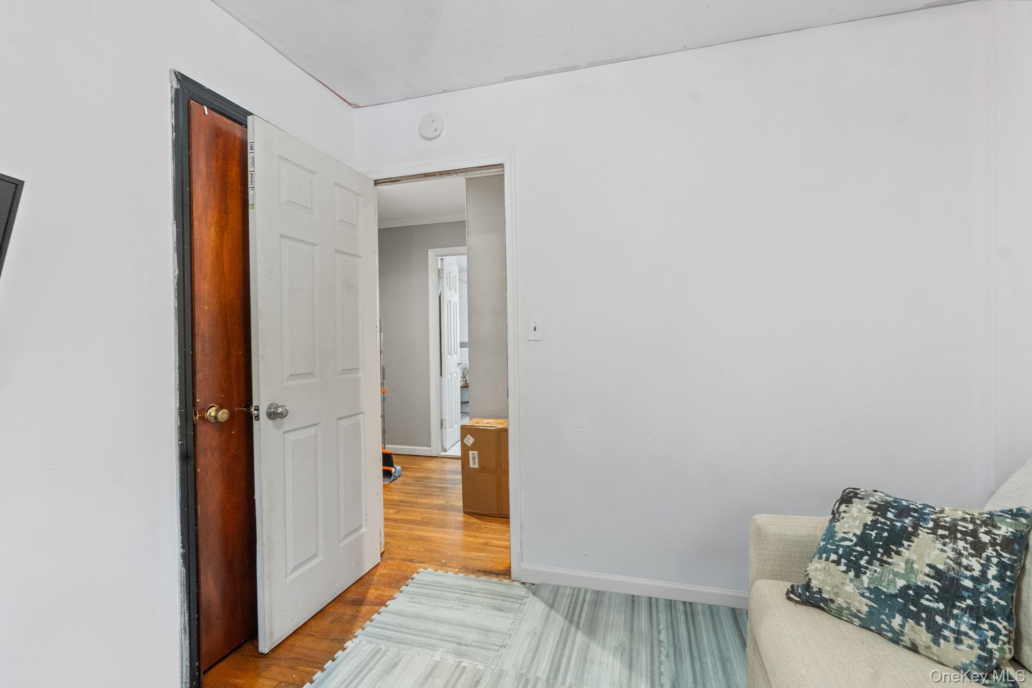 190 W Buchanan Street, Staten Island, NY 10301