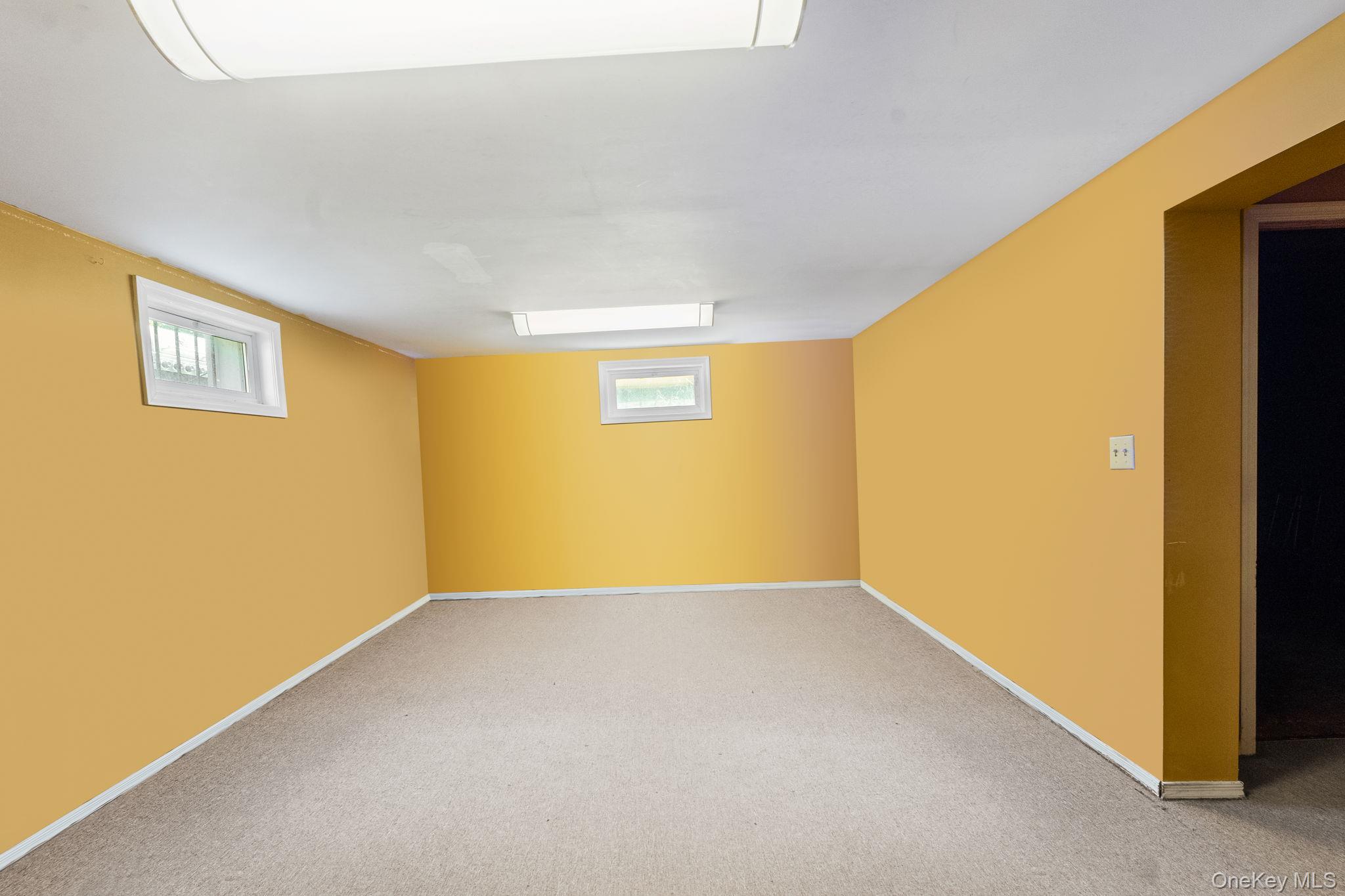 190 W Buchanan Street, Staten Island, NY 10301