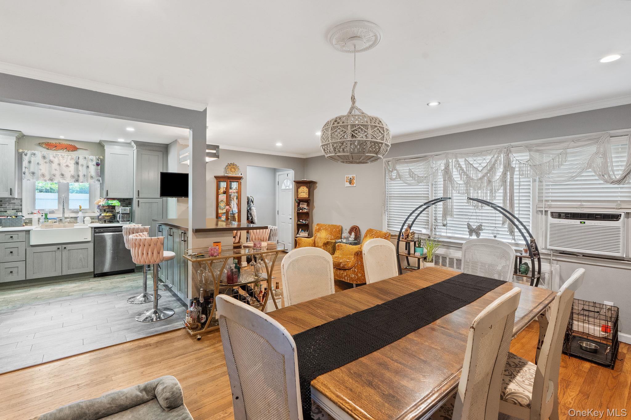 190 W Buchanan Street, Staten Island, NY 10301