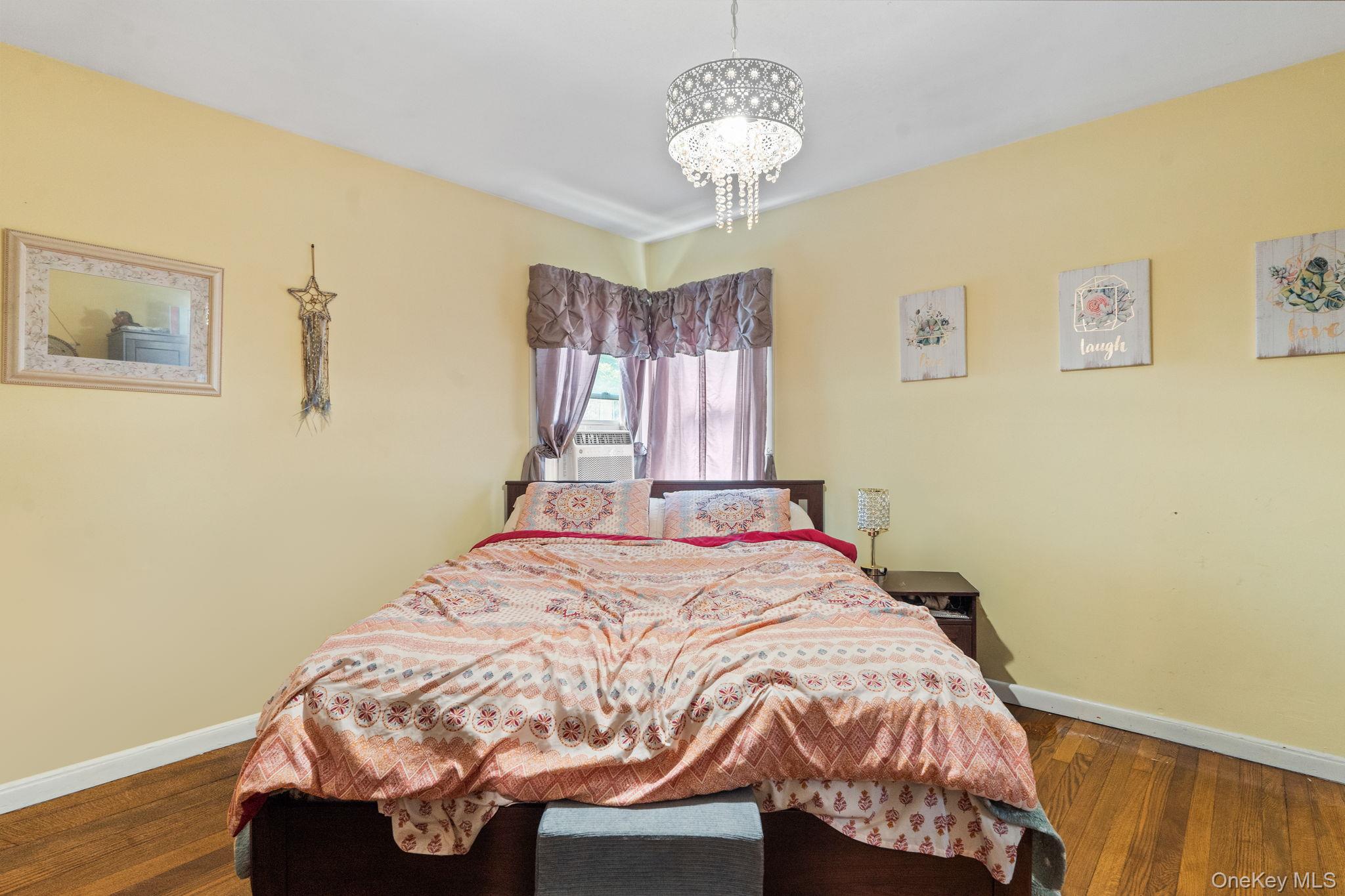 190 W Buchanan Street, Staten Island, NY 10301