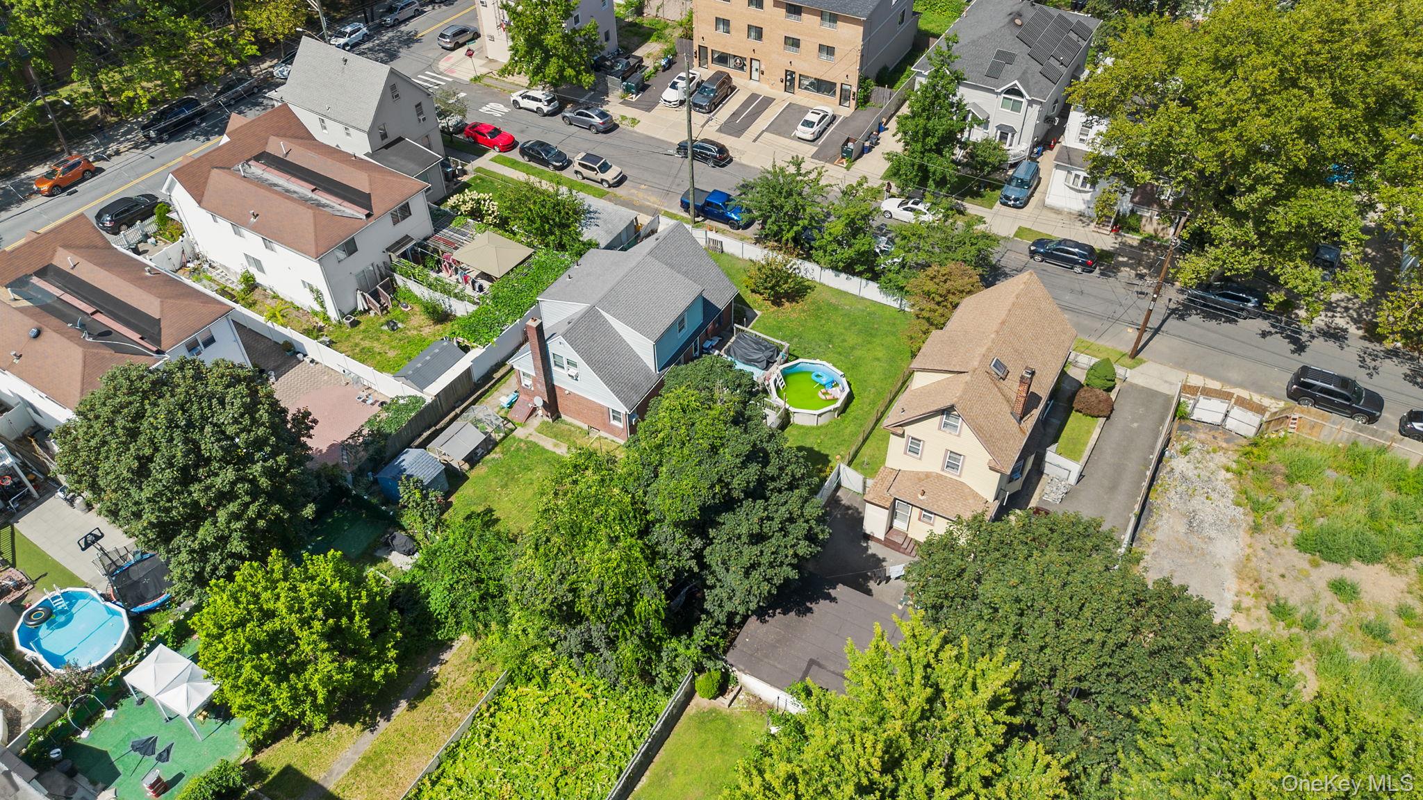 190 W Buchanan Street, Staten Island, NY 10301