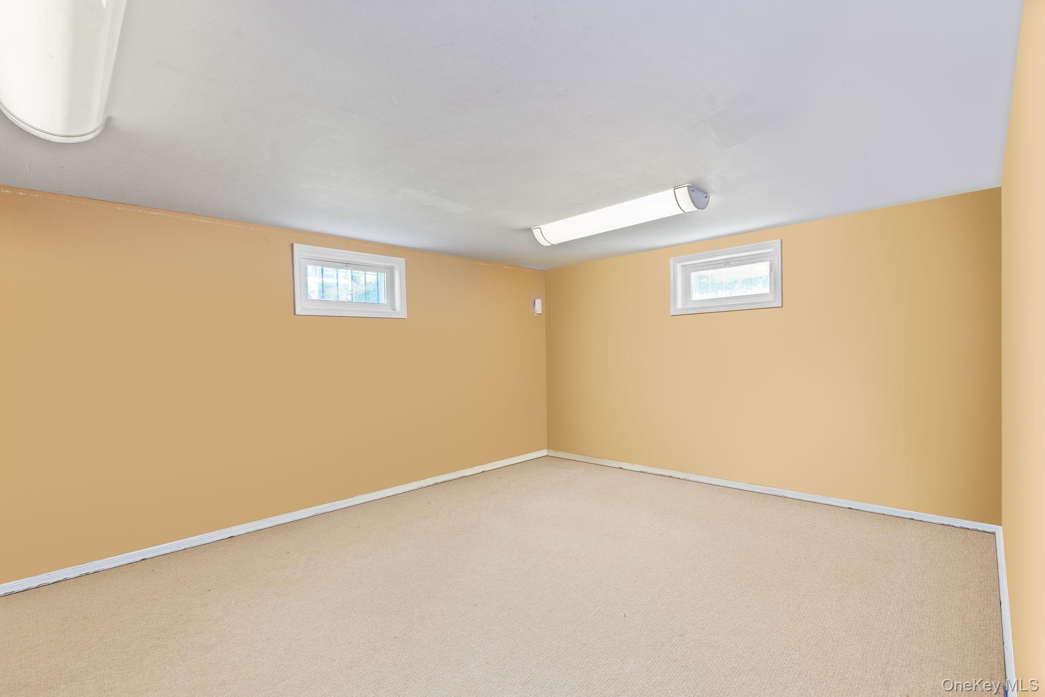 190 W Buchanan Street, Staten Island, NY 10301