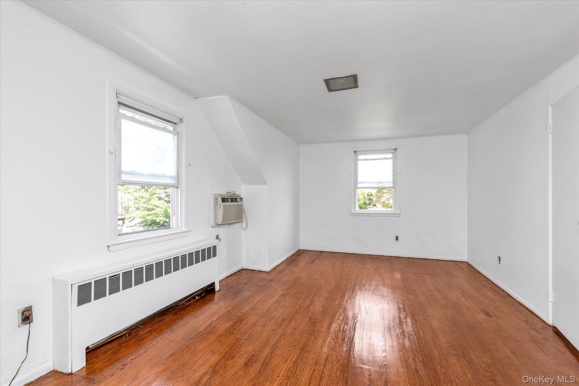 1055 Archer Place, Baldwin, NY 11510