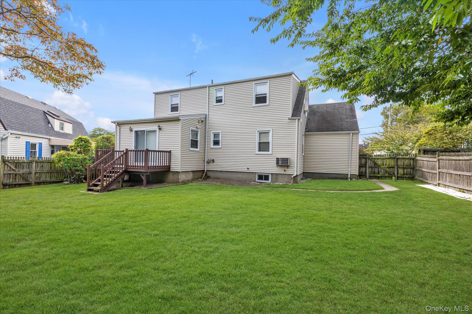 1055 Archer Place, Baldwin, NY 11510