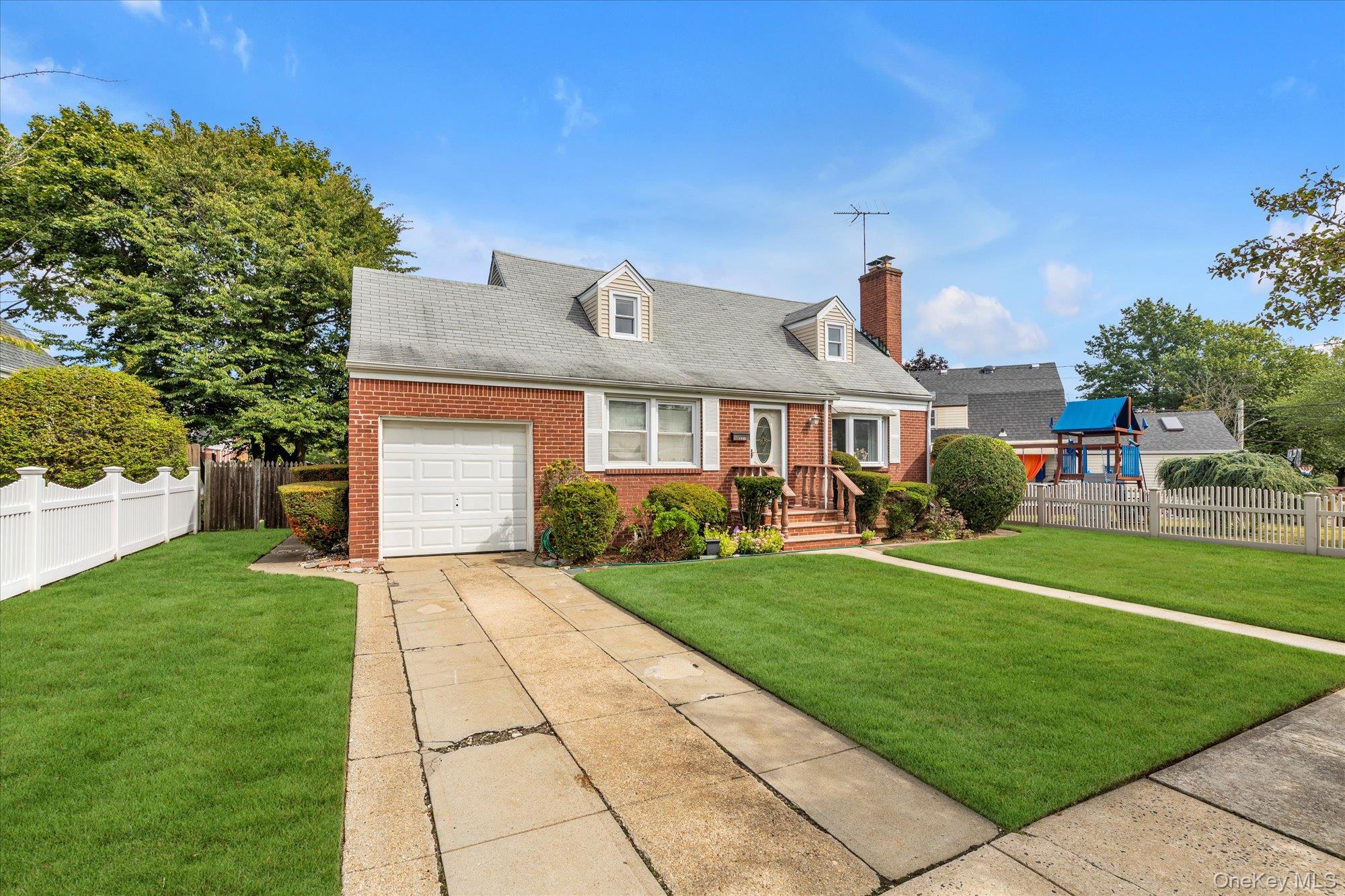 1055 Archer Place, Baldwin, NY 11510