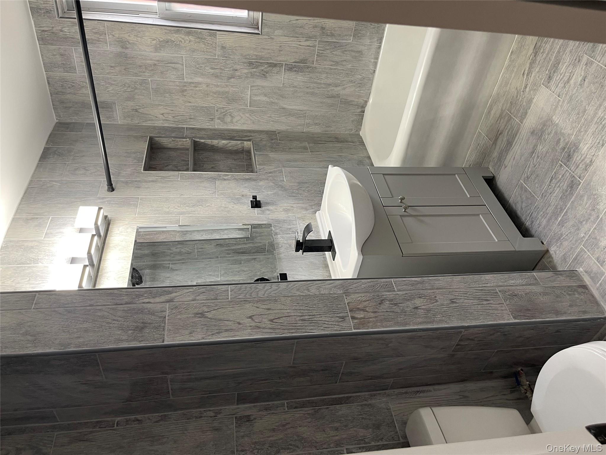 5783 Mosholu Avenue, Bronx, NY 10471