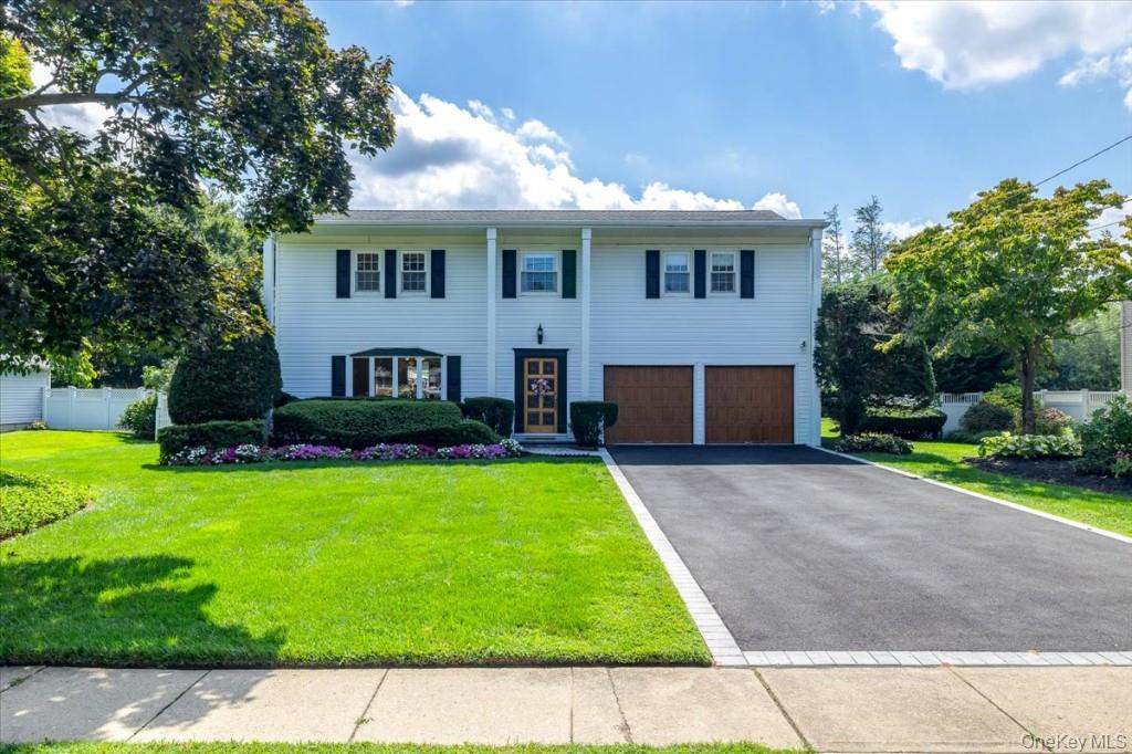 1170 5th Avenue, East Northport, NY 11731