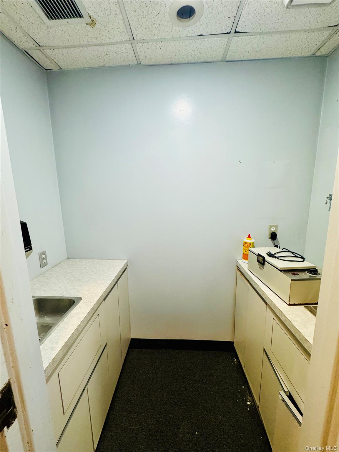 205-13 Hollis Avenue, Hollis, NY 11412