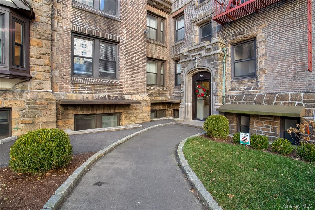 234 Martine Avenue # 5K, White Plains, NY 10601