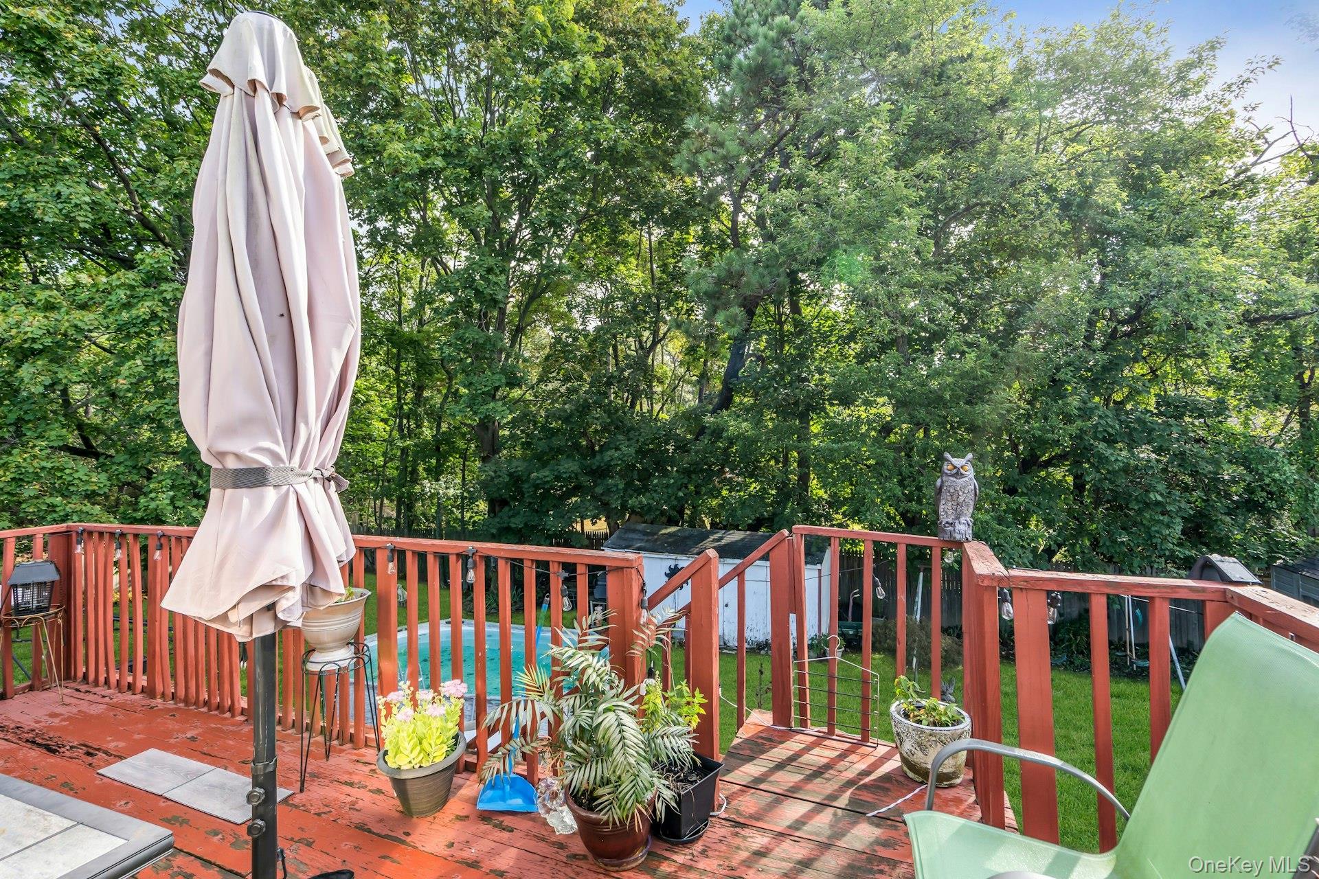 15 Abbey Lane, Bay Shore, NY 11706