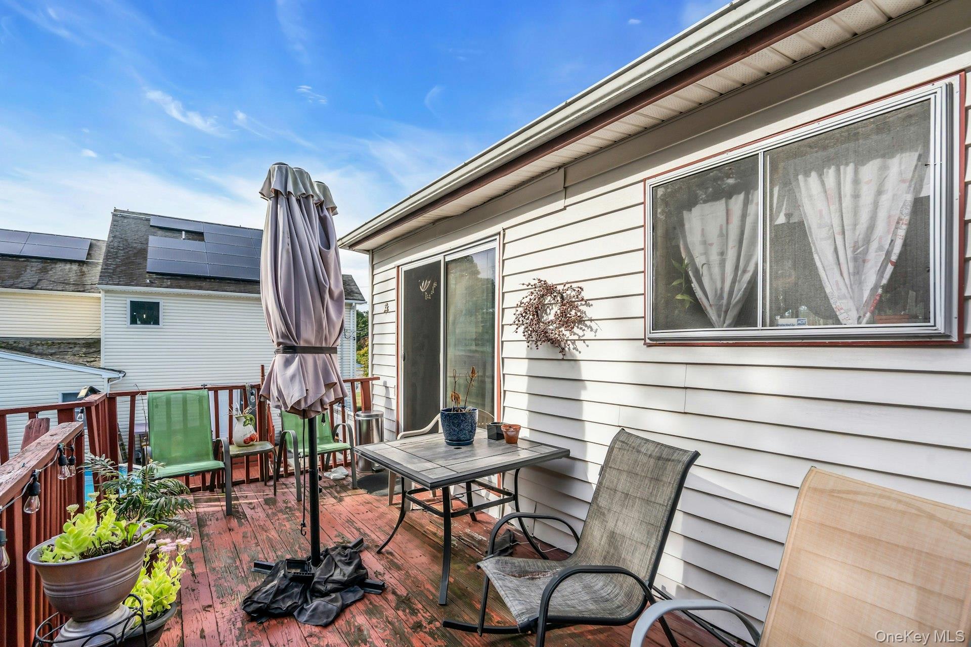 15 Abbey Lane, Bay Shore, NY 11706