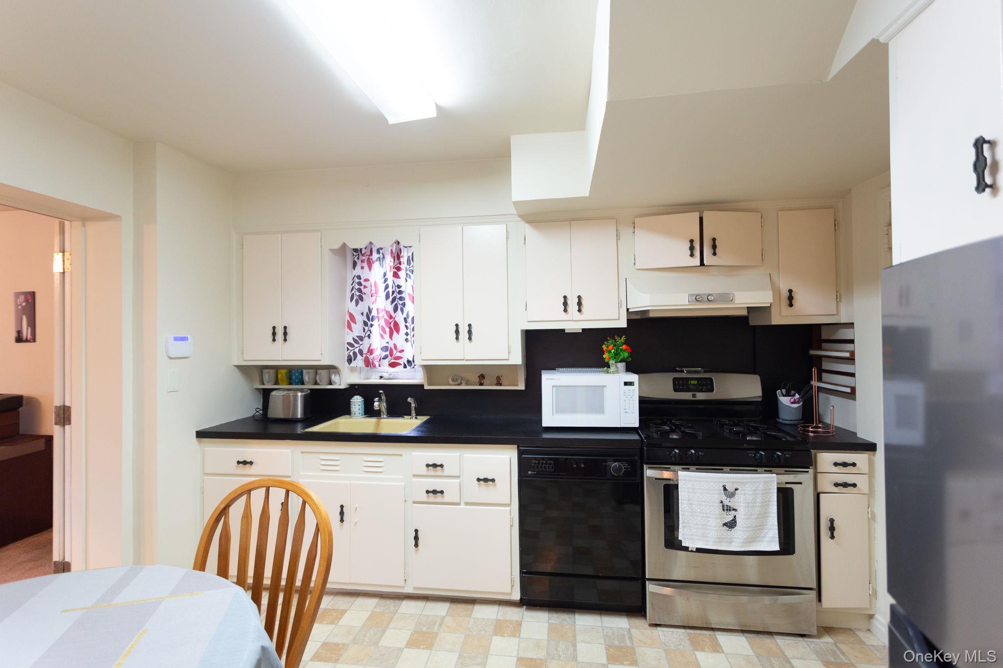 80-54 210th Street, Hollis Hills, NY 11427